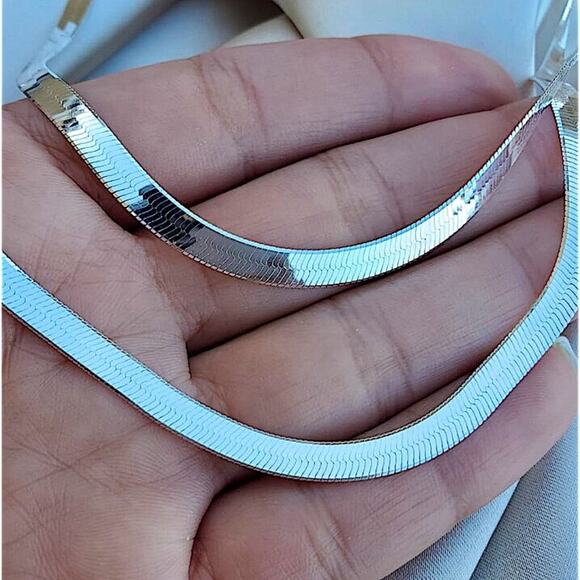 Sterling Silver Herringbone Flat Snake Necklace 5mm - Picture 5 of 11